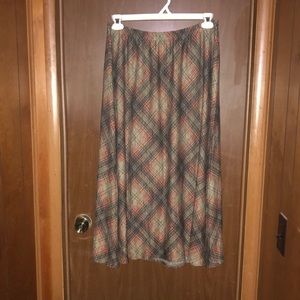 Southern Lady Plaid Skirt Size M